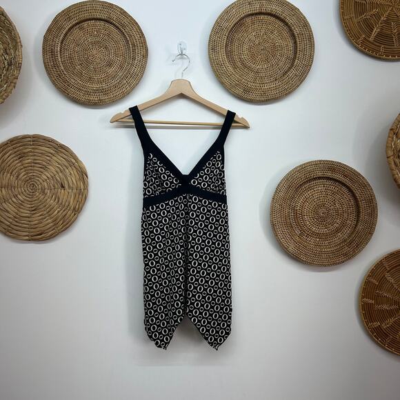 Vintage Y2K 2000s IZ Byer Black White Asymmetrical Hem Tie Back Tank Top Large - Picture 1 of 6